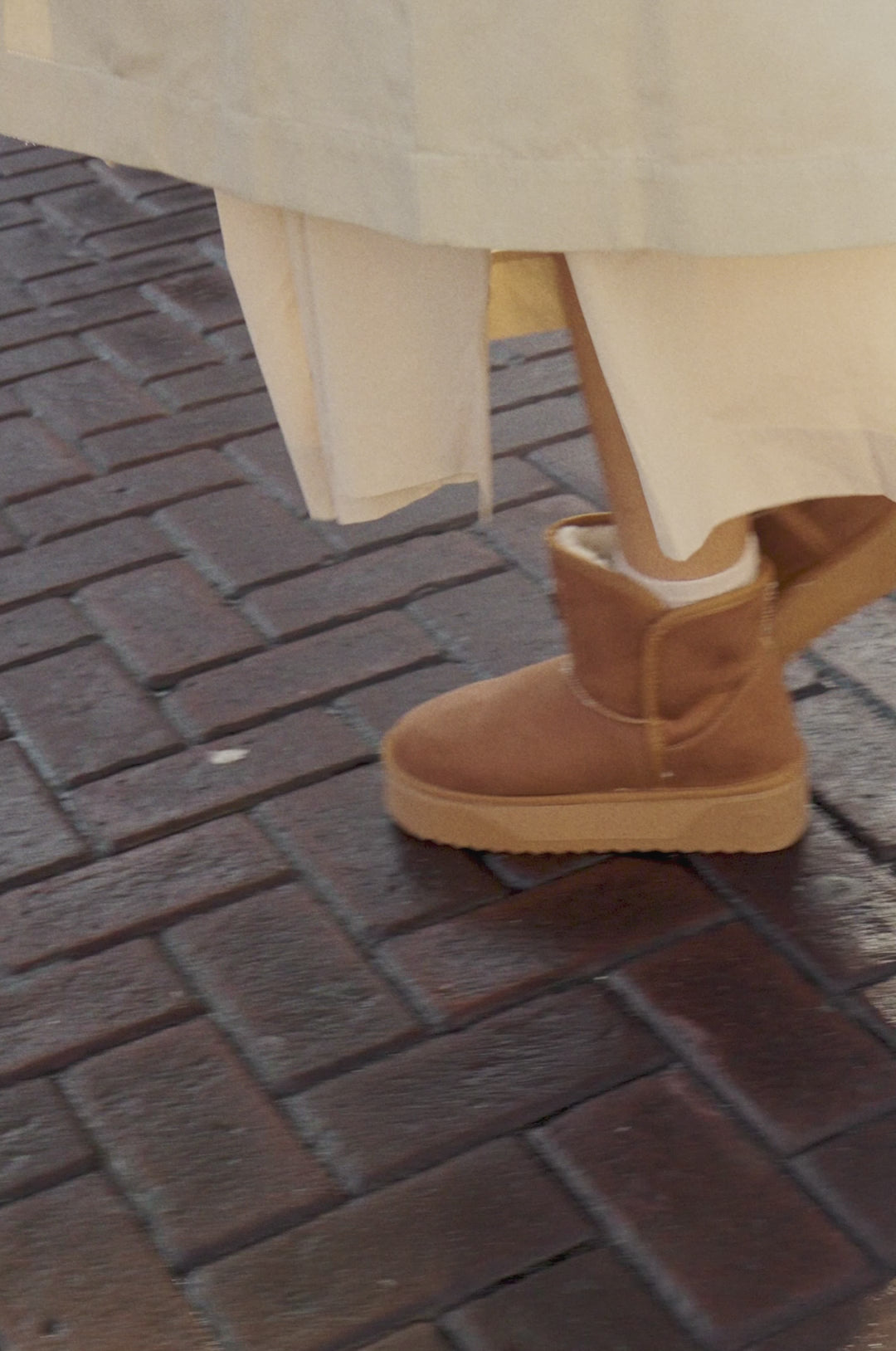 Load video: Nordic V.2 Basic Low Tan