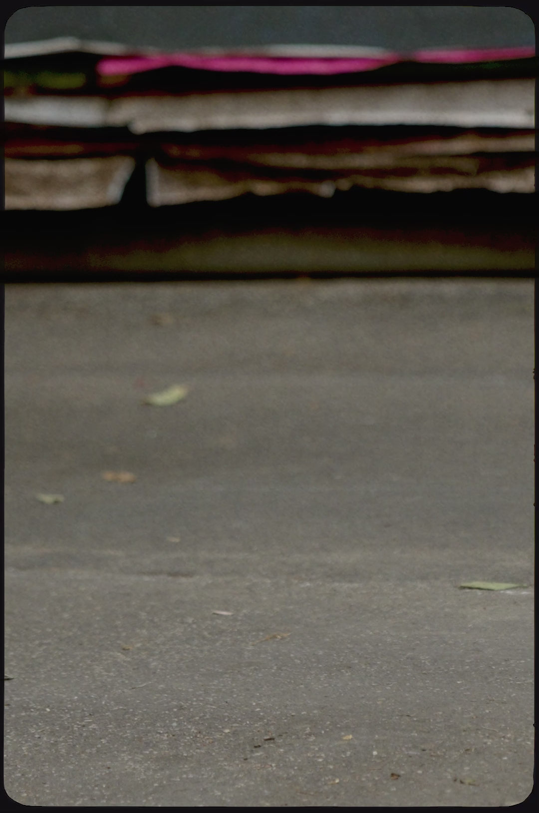 Load video: 347 Track Flag Silver