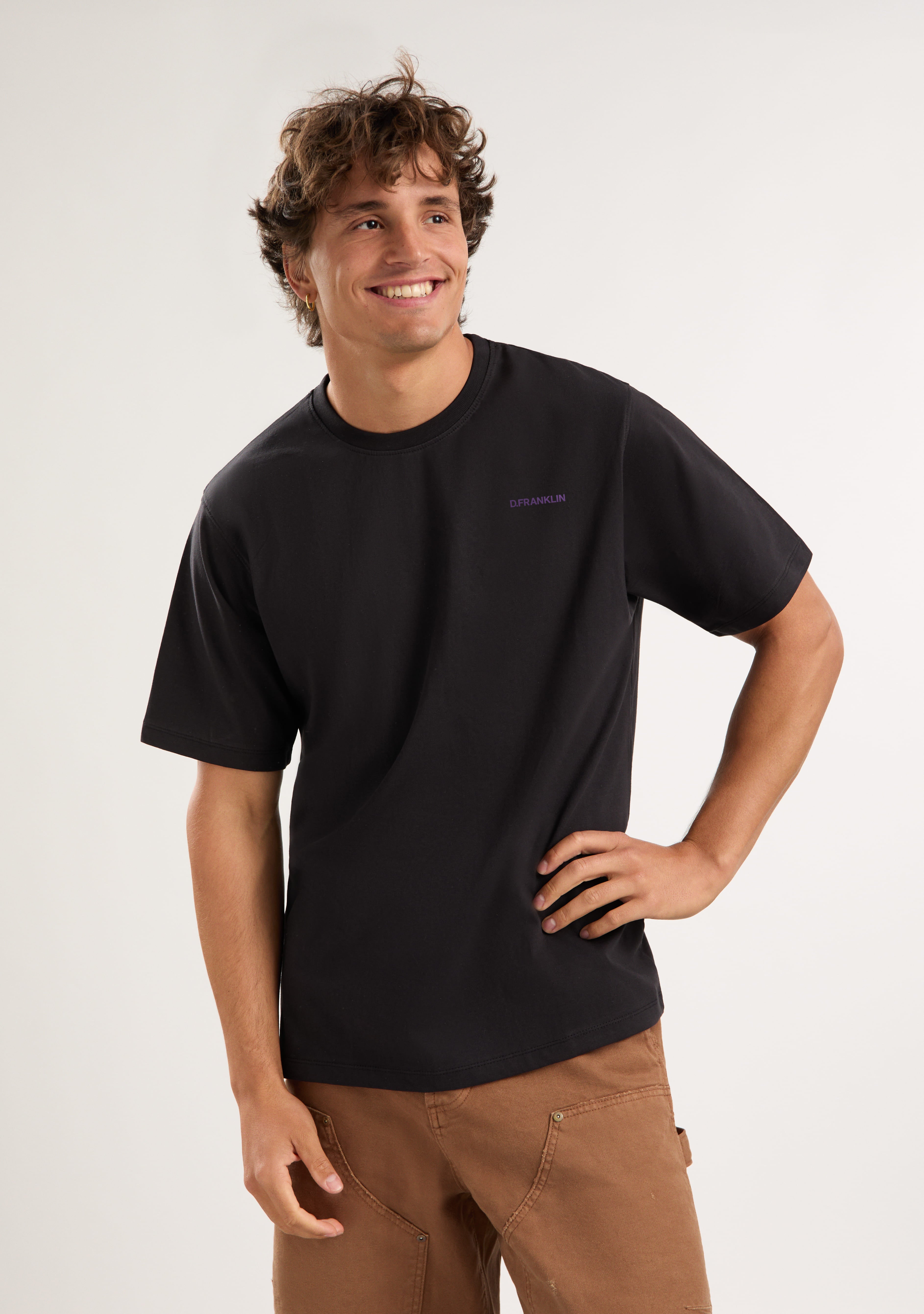 Sunsets T-Shirt Black / Purple