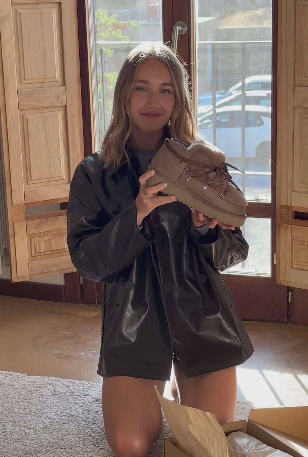 Load video: Nordic Trk Fur Low Brown