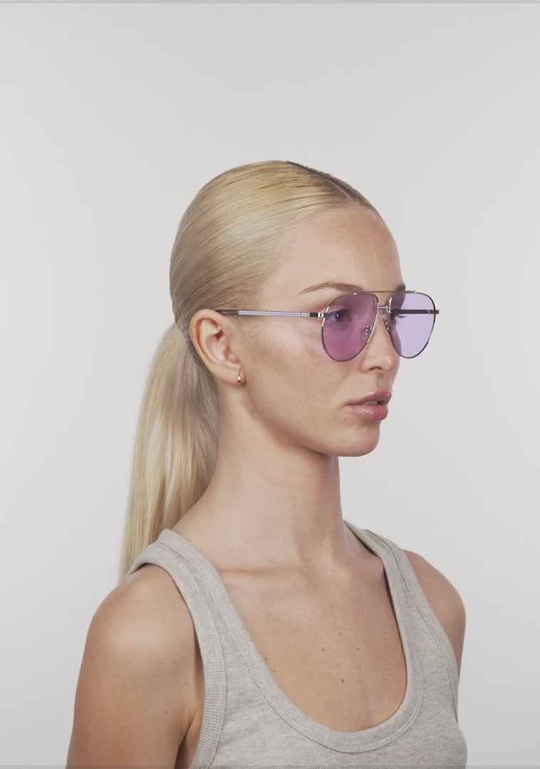 Carregar vídeo: Aviator Legacy Silver / Lavender