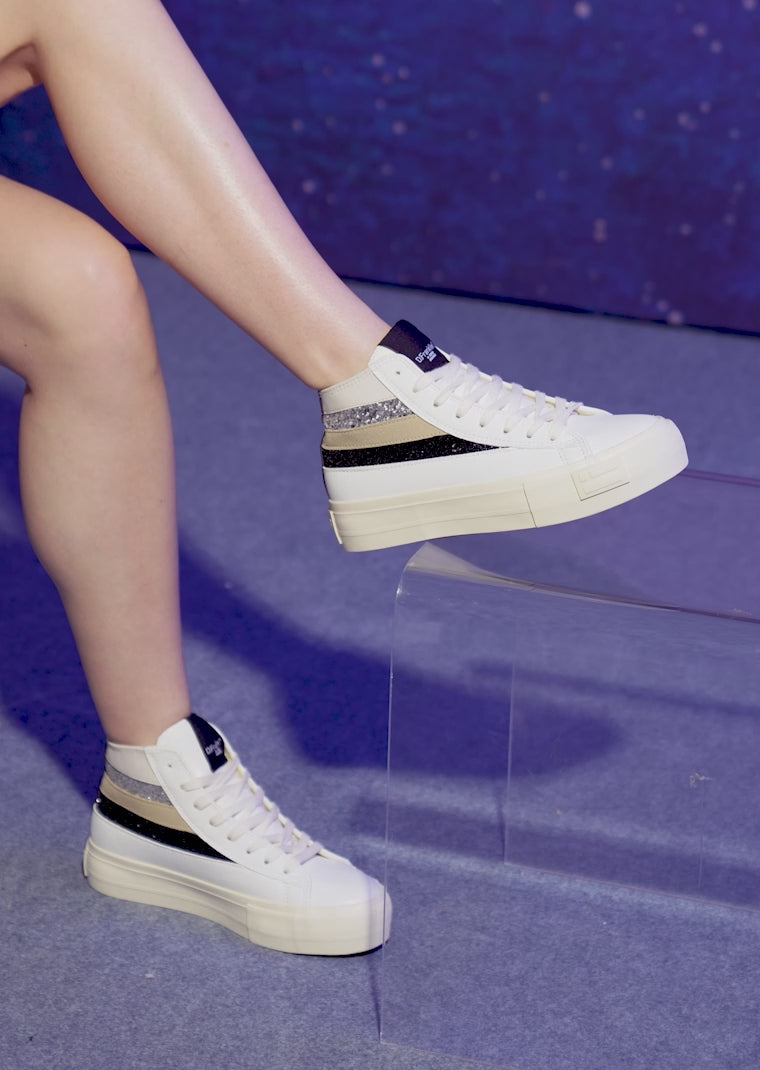 Carregar vídeo: One Way Vert Patch White Multi