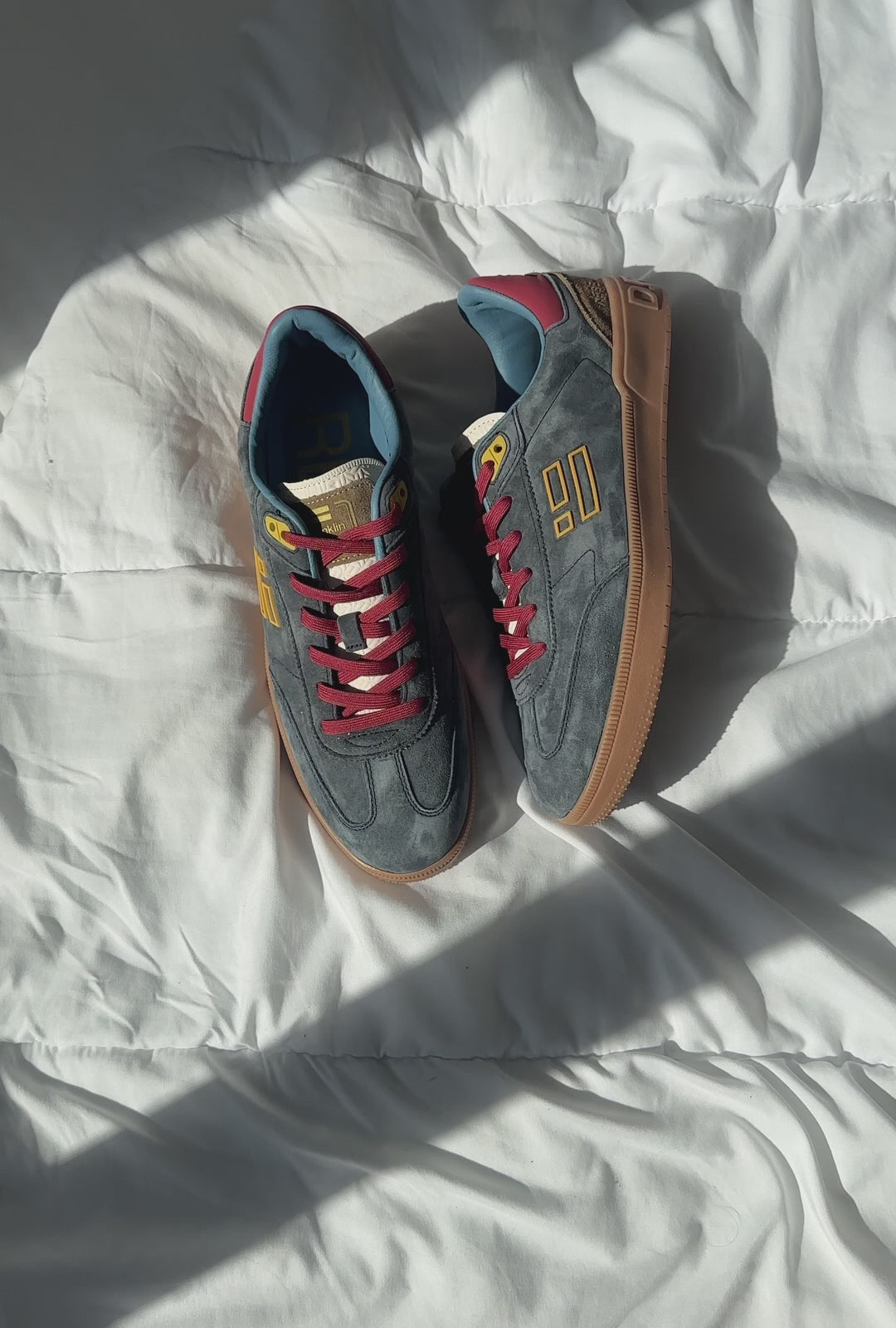 Carregar vídeo: Rebel Basic Flag Petrol Blue