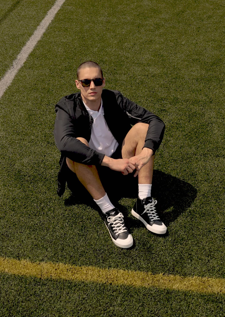 Carregar vídeo: High Echo Black / Black