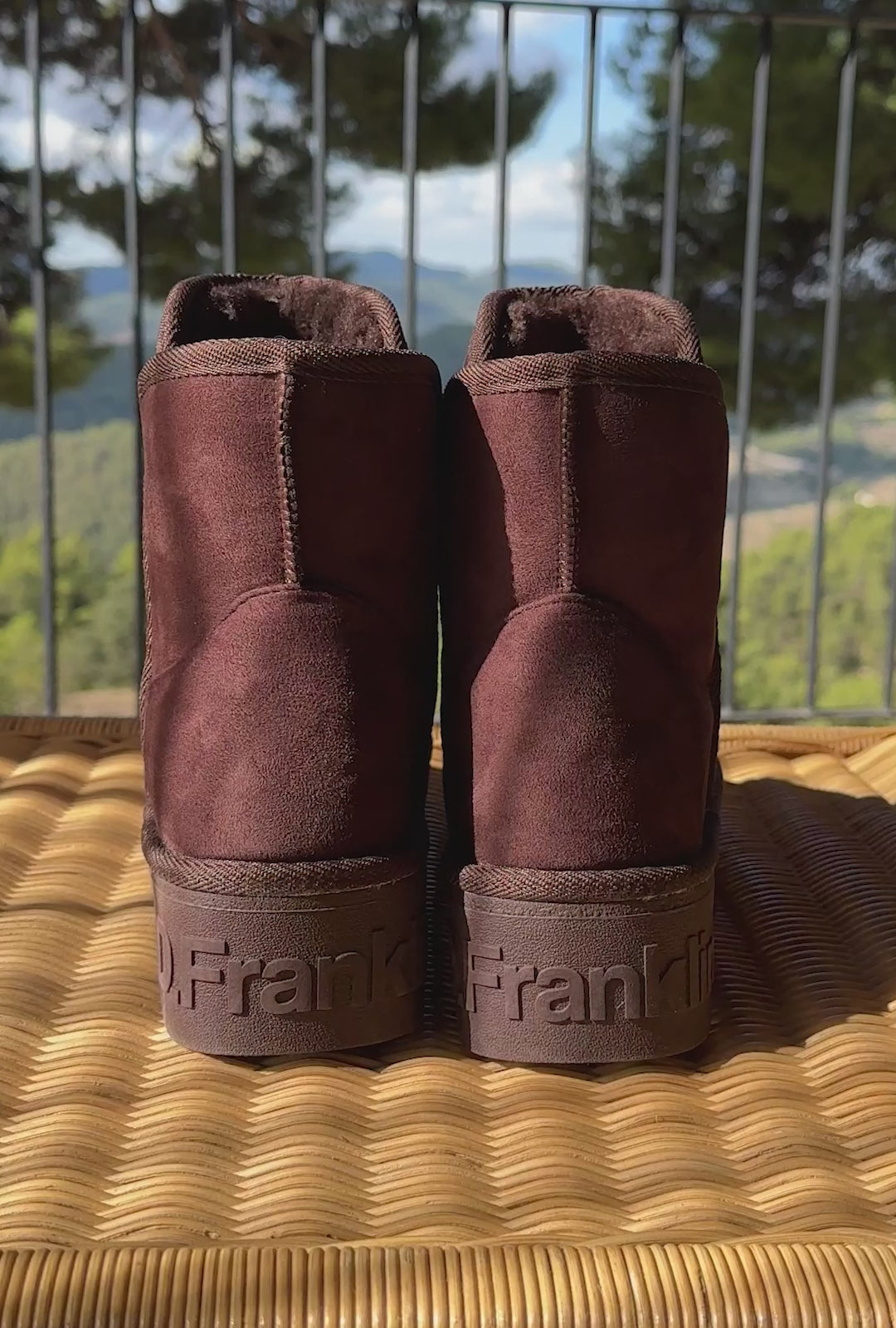 Carregar vídeo: Nordic V.2 Basic Low Chocolate